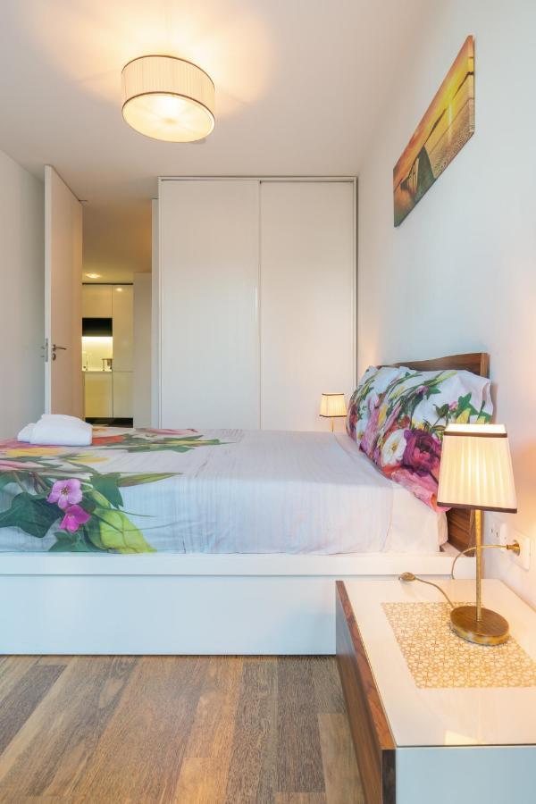 Apartamento Qian Caves Gaia 2Br Ac Free Parking บีลาโนวาเดกายา ภายนอก รูปภาพ