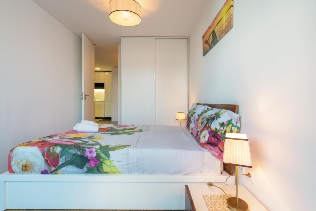 Apartamento Qian Caves Gaia 2Br Ac Free Parking บีลาโนวาเดกายา ภายนอก รูปภาพ